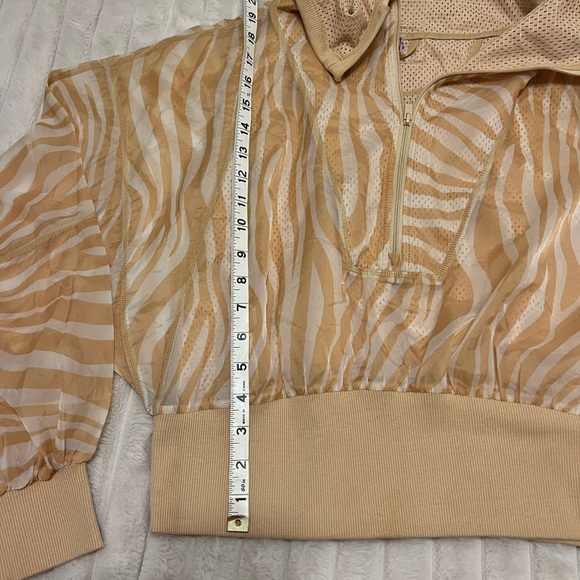 Free People Movement Tan Zebra Print half zip windbreaker - Picture 5 of 9